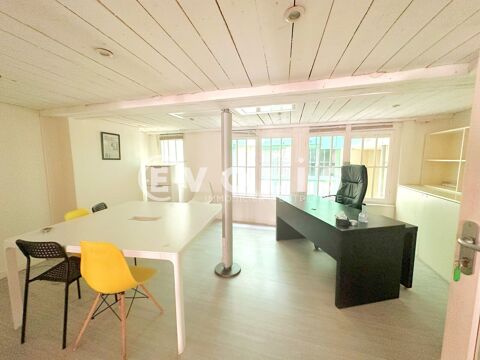   Locaux commerciaux - A VENDRE - 104 m² non divisibles 