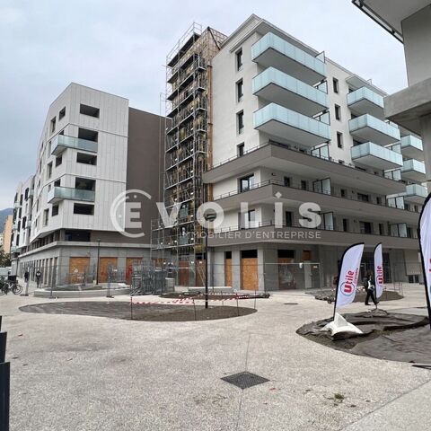 Locaux commerciaux - A LOUER - 300 m&sup2; divisibles &agrave; partir de 76 m&sup2; 4500 38000 Grenoble