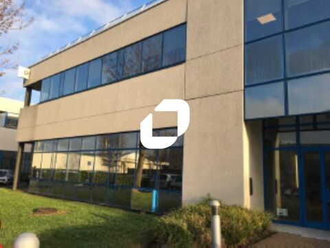 Activit&eacute;s et Bureaux - A LOUER - 702 m&sup2; non divisibles 8775 92230 Gennevilliers