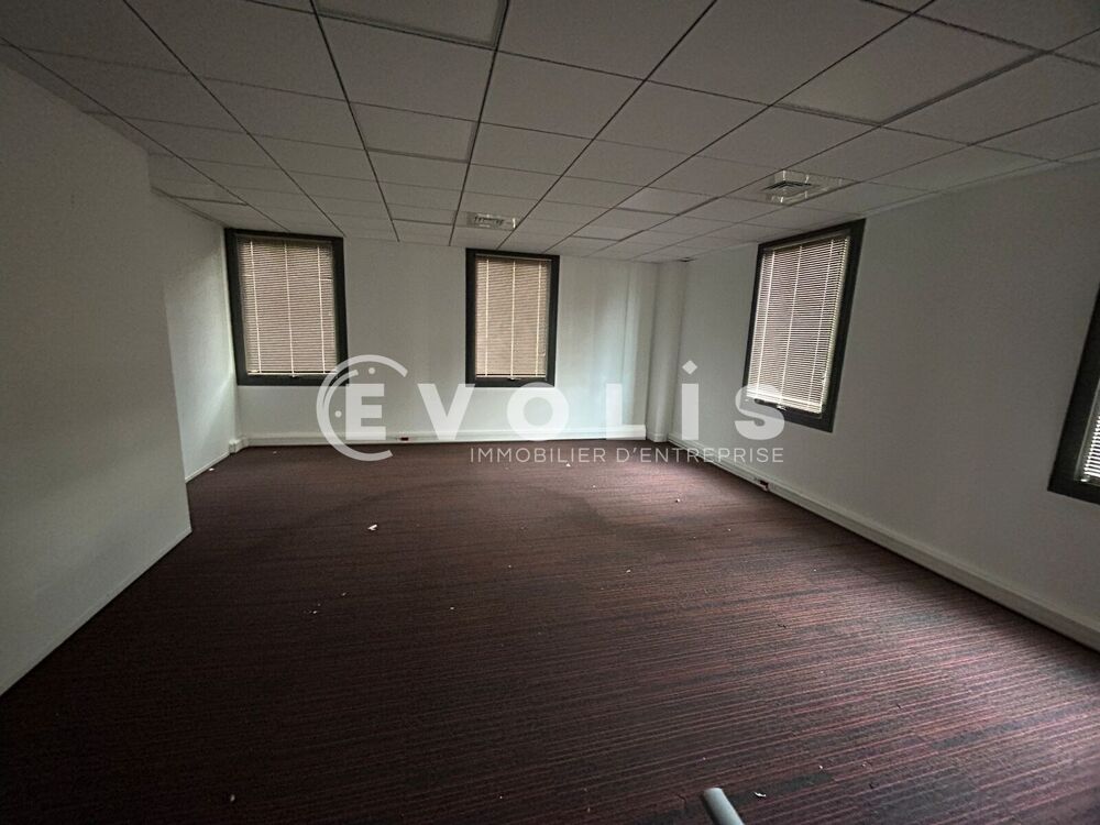   AXIS PARK DOMAINE DE PELUS - 2 280 m² divisibles à partir de 845 m² Merignac