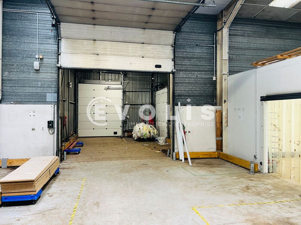   Locaux d'activité - A LOUER - 3 715 m² non divisibles Neuilly sur marne