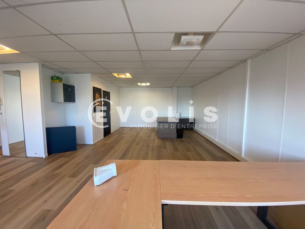   Bureaux - A LOUER - 65 m² non divisibles Neuilly plaisance