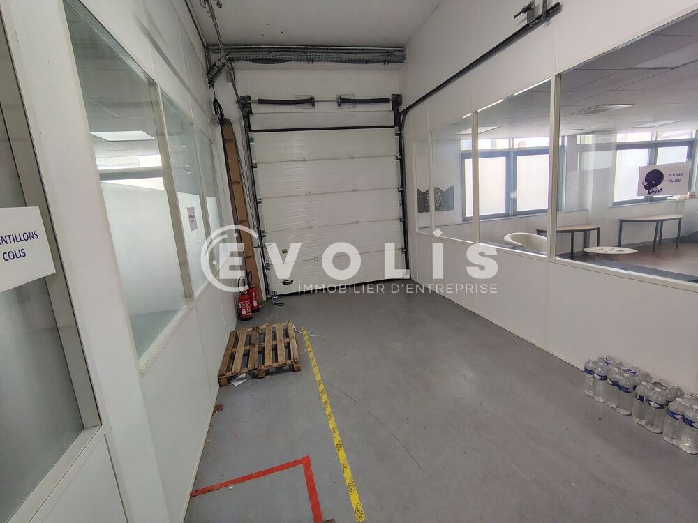   Locaux d'activité - A LOUER - 748 m² non divisibles Fontenay sous bois