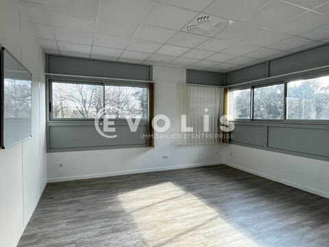 Bureaux - A LOUER - 64 m&sup2; non divisibles 955 33380 Biganos