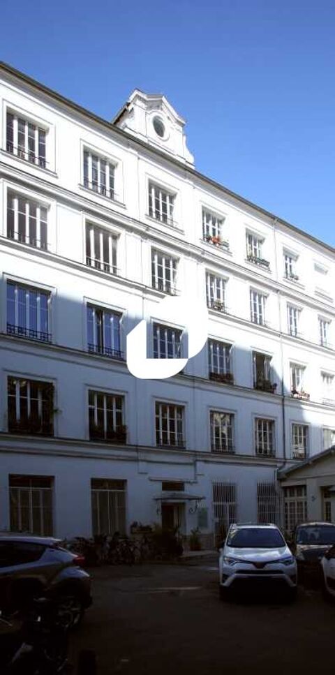 Bureaux - A LOUER - 130 m&sup2; non divisibles 4000 75019 Paris