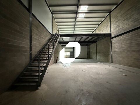 Locaux d'Activit&eacute;s - A VENDRE - 463 m&sup2; non divisibles 672510 95300 Ennery