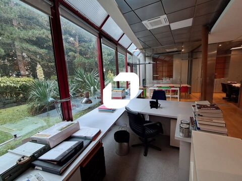 Bureaux - A VENDRE - 190 m² non divisibles 1140000 92320 Chatillon