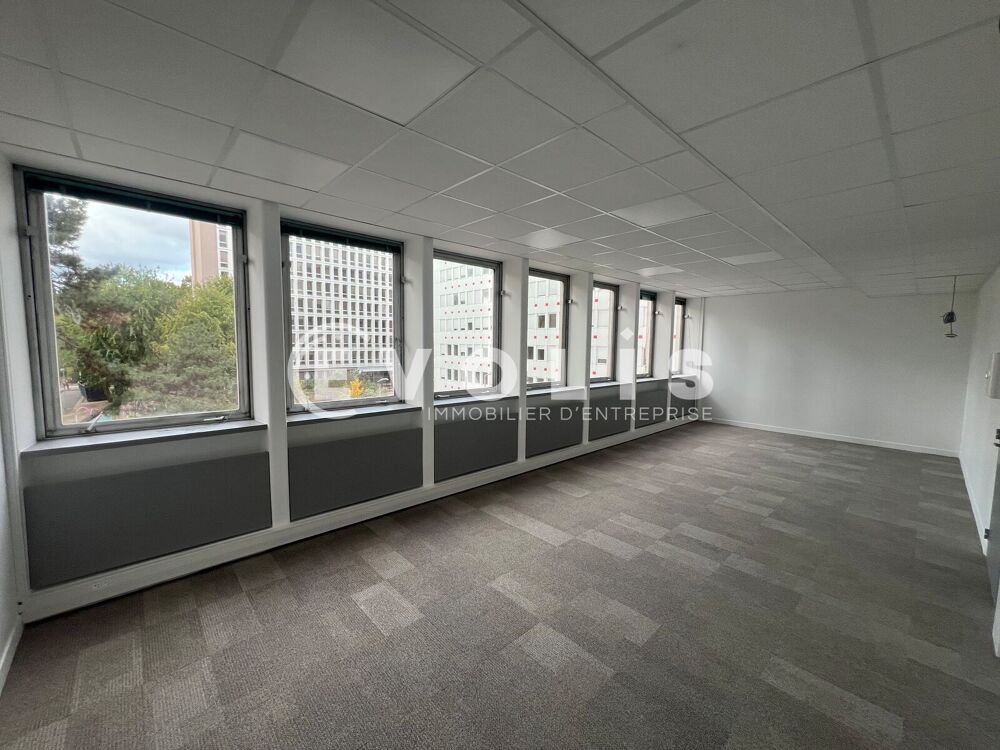   Bureaux - A LOUER - 2 528 m² divisibles à partir de 42 m² Creteil