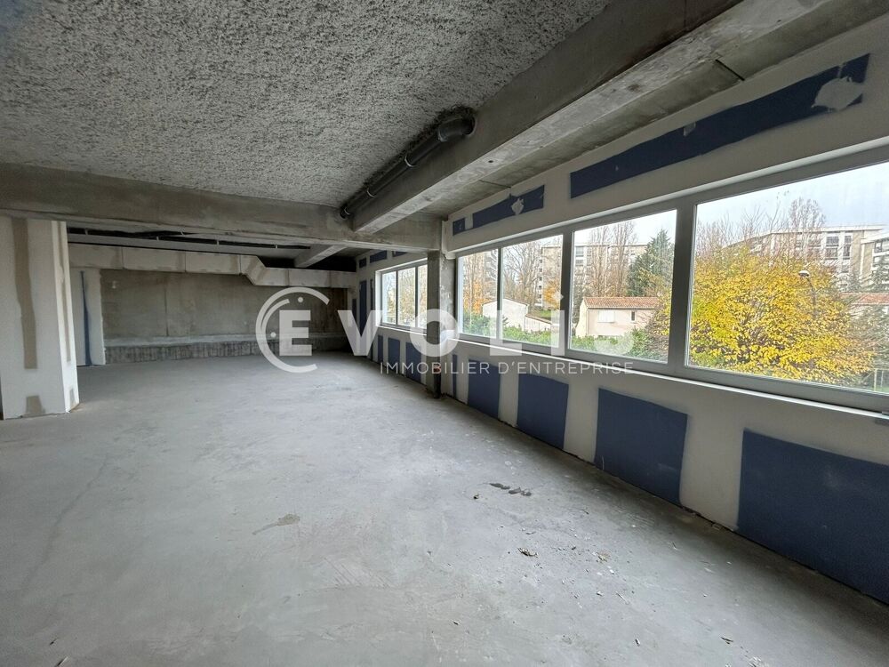   Bureaux et Locaux professionnels - A VENDRE - 281 m² non divisibles Lormont