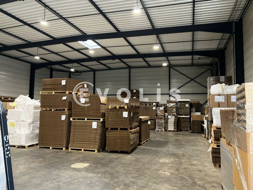   Local indépendant  971m² à louer - 971 m² non divisibles Montmerle sur saone