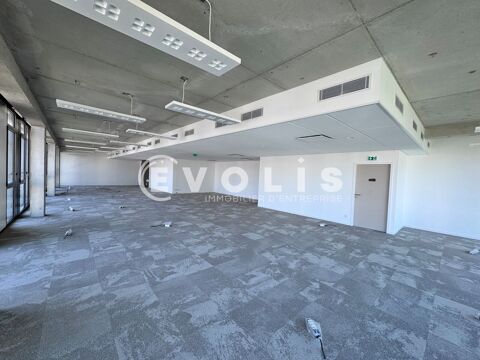   Bureaux - A LOUER - 227 m² non divisibles 