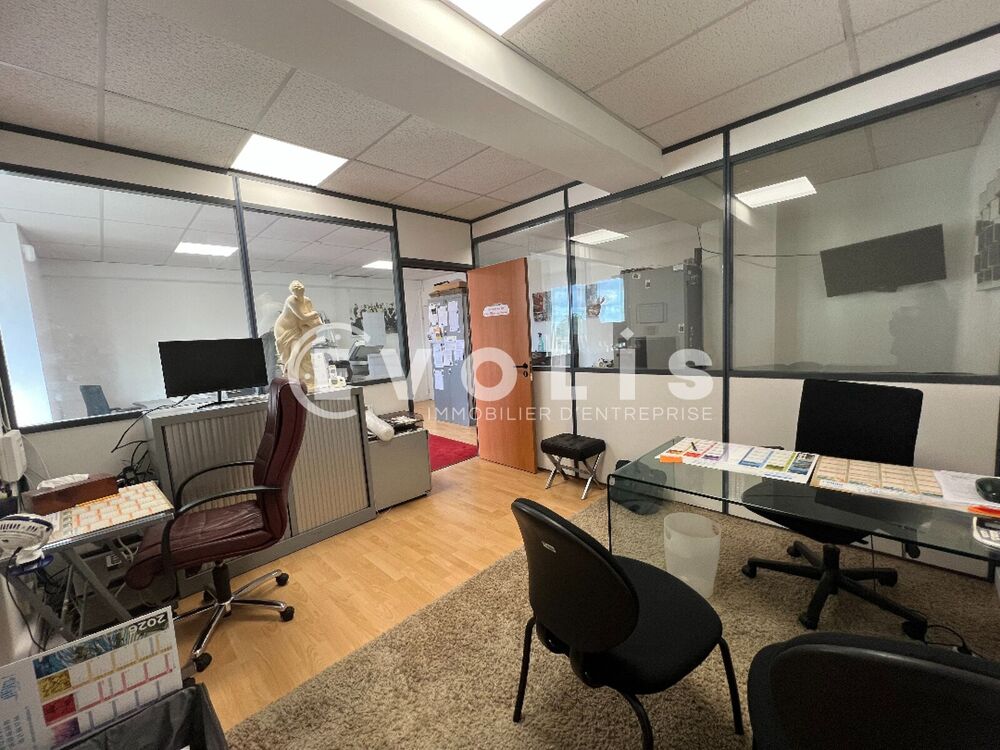  Bureaux - A VENDRE - 49 m² non divisibles 