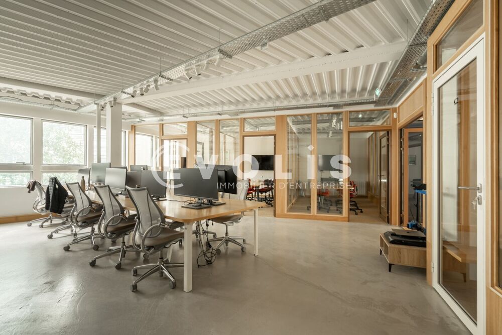   Bureaux - A LOUER - 400 m² non divisibles 