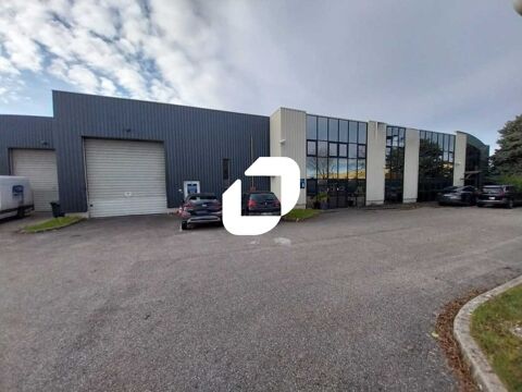 EMPLACEMENT IDEAL - 1&nbsp;858 m&sup2; non divisibles 11250 69740 Genas