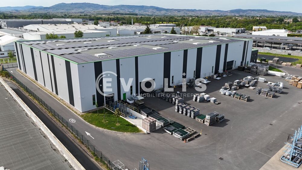   Local d'activité 7 380m² disponilbe - 6 200 m² non divisibles Belleville-en-beaujolais
