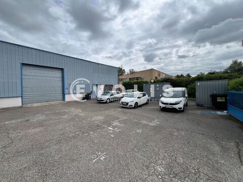   LOCAUX A LOUER - 1 254 m² divisibles à partir de 575 m² 