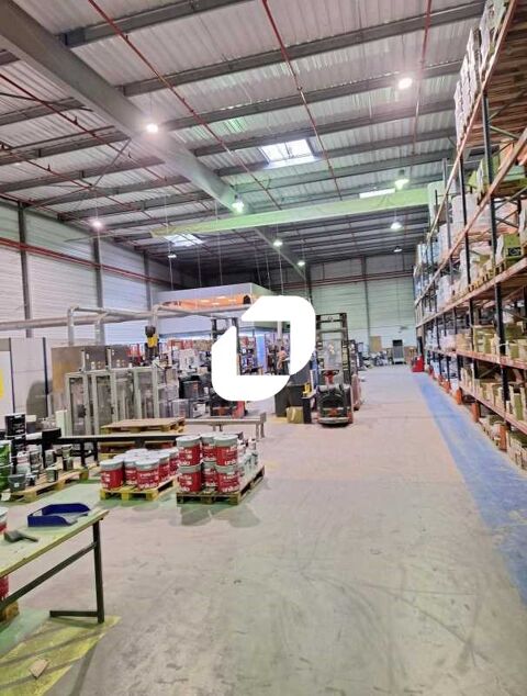 Locaux d'Activit&eacute;s - A LOUER - 8&nbsp;927 m&sup2; divisibles &agrave; partir de 4&nbsp;420 m&sup2; 62489 33610 Canejan