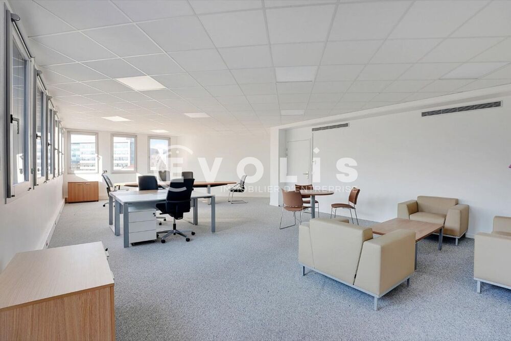   Bureaux - A VENDRE - 375 m² divisibles à partir de 80 m² Colombes