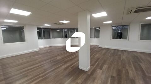 EMPLACEMENT STRATEGIQUE - 1&nbsp;100 m&sup2; divisibles &agrave; partir de 527 m&sup2; 3852450 59000 Lille