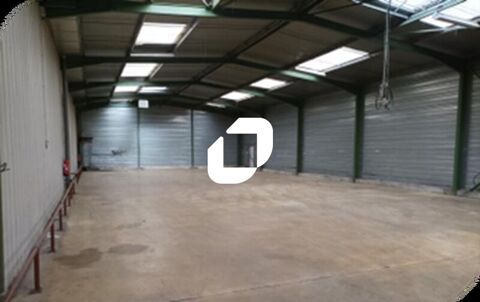   Locaux d'Activit�s - A VENDRE - 2�219 m� non divisibles 