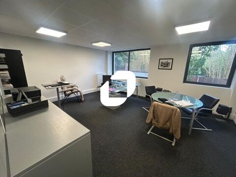 Bureaux - A VENDRE - 93 m&sup2; non divisibles 372000 92500 Rueil malmaison