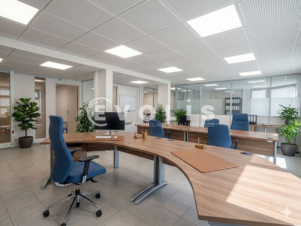   Bureaux - A LOUER - 171 m² non divisibles Ivry sur seine