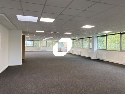 Bureaux - A LOUER - 603 m&sup2; divisibles &agrave; partir de 135 m&sup2; 7045 33600 Pessac