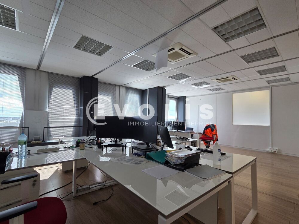   Bureaux - A LOUER - 349 m² divisibles à partir de 12 m² Thiais