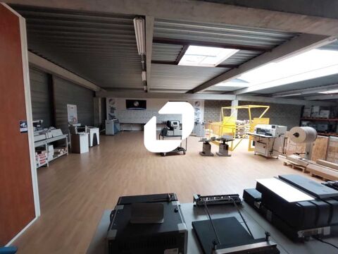 Locaux d'Activit&eacute;s - A VENDRE - 752 m&sup2; non divisibles 850000 78190 Trappes