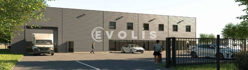   Locaux d'activité - A VENDRE - 911 m² divisibles à partir de 500 m² 