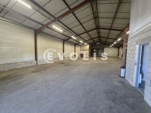   Locaux d'activité - A LOUER - 400 m² non divisibles 