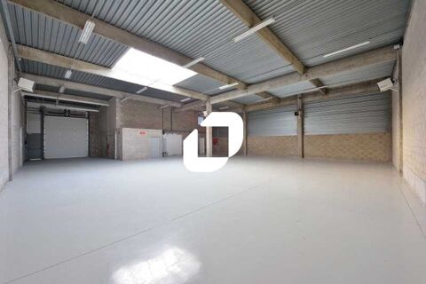 Locaux d'Activit&eacute;s - A LOUER - 379 m&sup2; non divisibles 3000 77400 Saint thibault des vignes