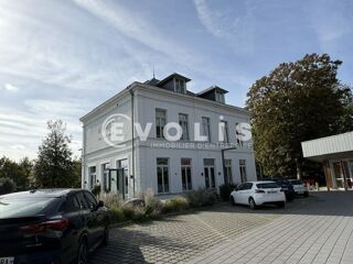   BELLE SURFACE RENOVEE - 345 m² non divisibles Villeneuve d'ascq