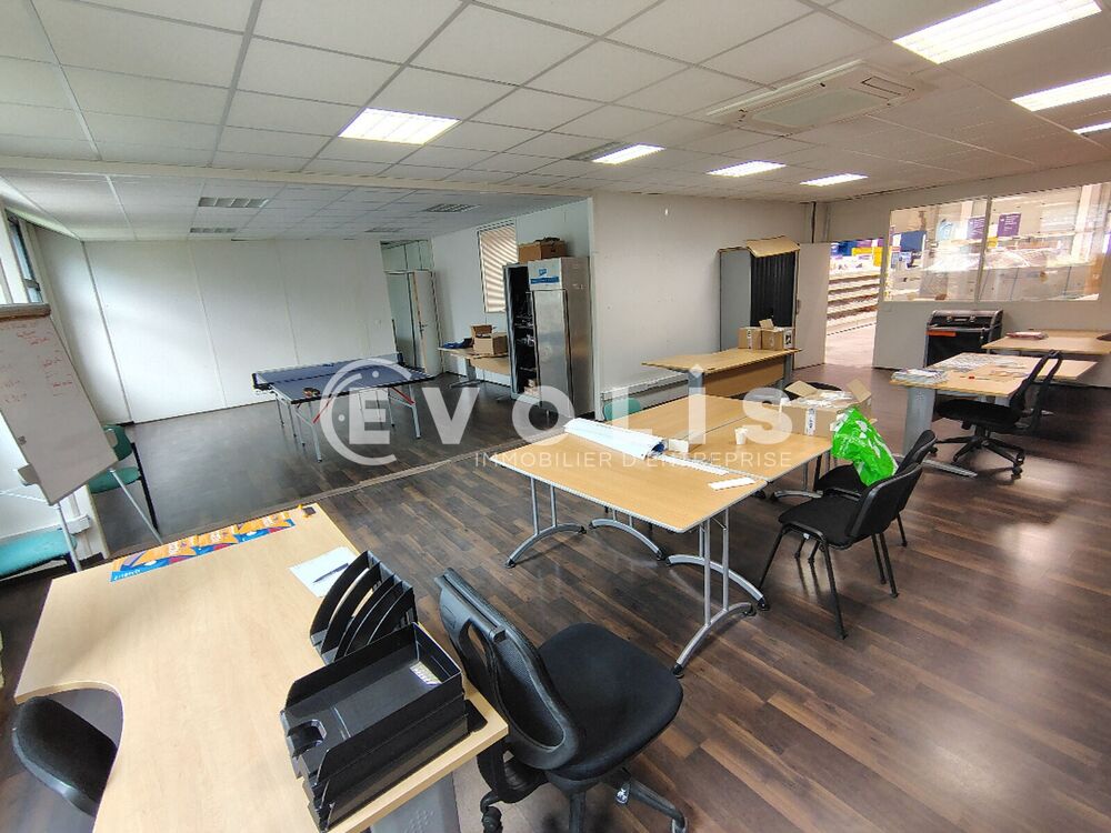   Bureaux - A LOUER - 225 m² non divisibles Noisy le sec