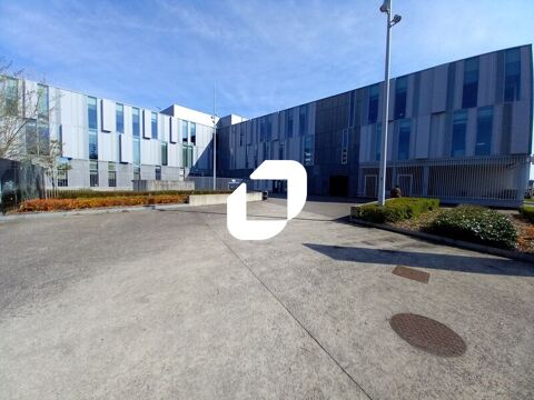 PROCHE METRO ET A25 - 396 m&sup2; non divisibles 5115 59000 Lille