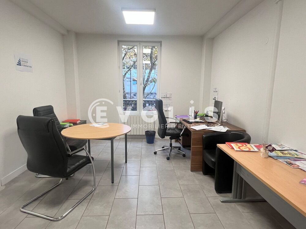   Bureaux - A LOUER - 546 m² non divisibles Paris 19