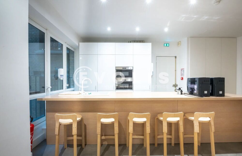   Bureaux - A LOUER - 460 m² non divisibles Paris 2