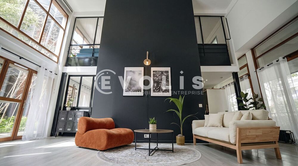   Bureaux - A LOUER - 75 m² non divisibles 