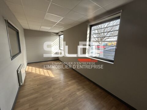 Locaux d'activit&eacute;s - A LOUER - 1&nbsp;760 m&sup2; non divisibles 12687 69800 Saint priest