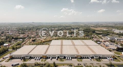   Entrepôts - A LOUER - 60 052 m² divisibles à partir de 419 m² 