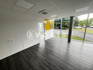   Bureaux - A LOUER - 1 165 m² divisibles à partir de 111 m² Evry courcouronnes