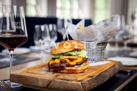 Locaux commerciaux - CESSION DE FONDS - 51 m&sup2; non divisibles 380000 33000 Bordeaux