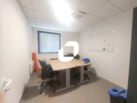 Locaux d'Activit&eacute;s - A LOUER - 1&nbsp;248 m&sup2; divisibles &agrave; partir de 599 m&sup2; 10400 78114 Magny les hameaux