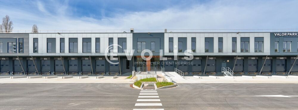   Locaux d'activité - A LOUER - 2 747 m² non divisibles Trappes