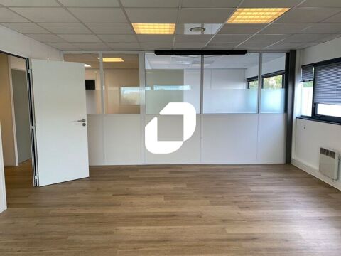 Bureaux - A LOUER - 233 m&sup2; divisibles &agrave; partir de 84 m&sup2; 1821 33700 Merignac