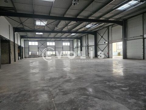   Locaux d'activité - A VENDRE - 1 273 m² divisibles à partir de 474 m² 