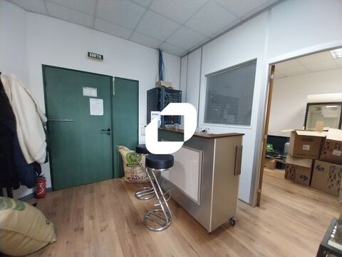 SURFACE EN REZ-DE-CHAUSSEE - 167 m&sup2; non divisibles 1531 78960 Voisins le bretonneux