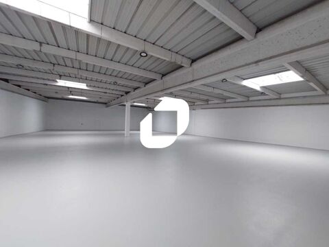 Locaux d'Activit&eacute;s - A VENDRE OU A LOUER - 4&nbsp;316 m&sup2; divisibles &agrave; partir de 697 m&sup2; 1500 78310 Maurepas