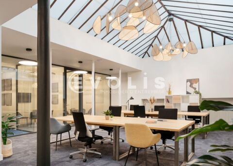 CW Priv&eacute; - A LOUER - 70 Postes 215658 75010 Paris