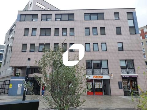 Bureaux - A LOUER - 48 m&sup2; non divisibles 560 78180 Montigny le bretonneux